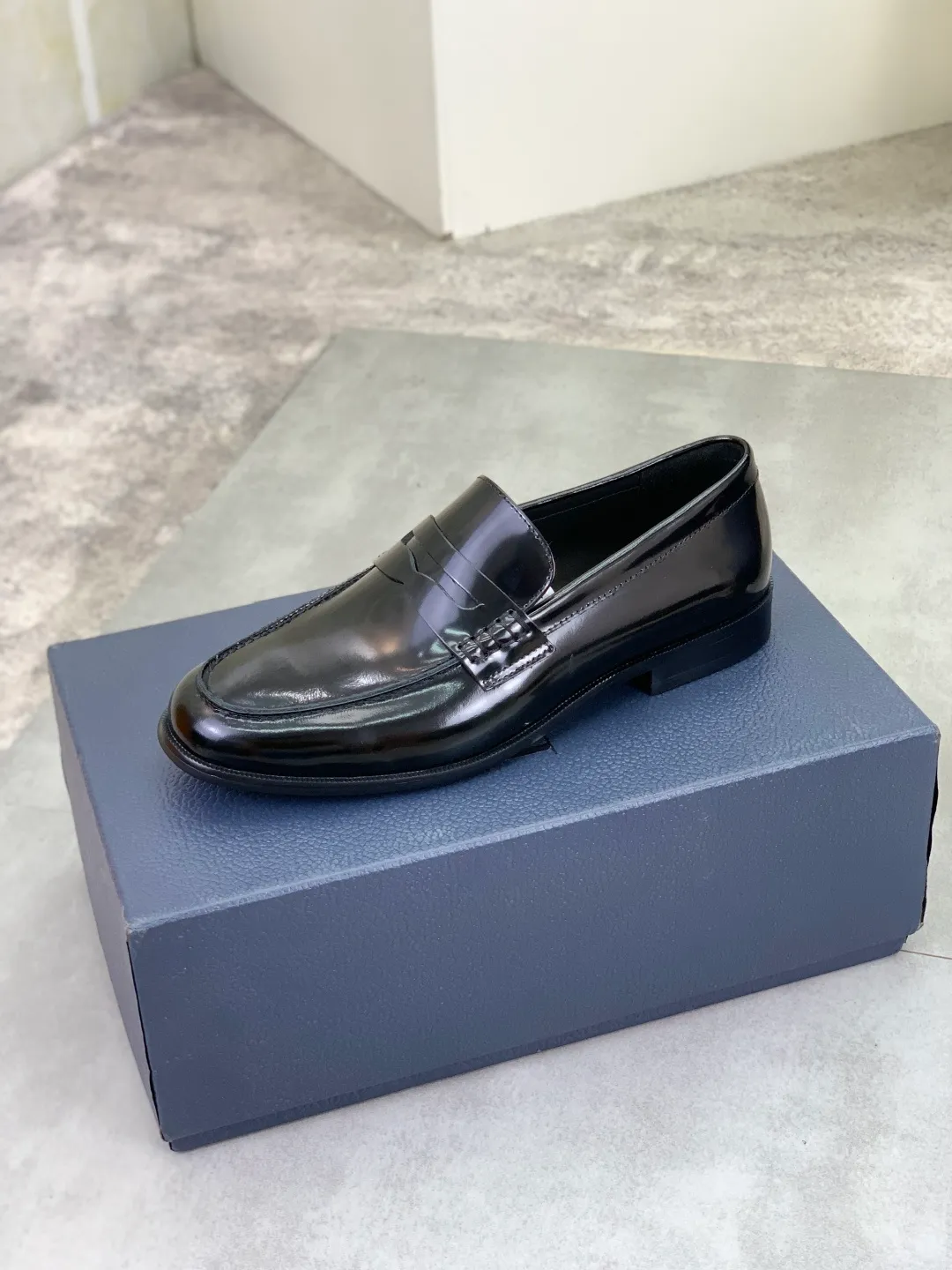 Men's men's shoes 💰P560 new style 💰high version 💎💎💎Dior original version! Top Italian purchasing agent! Men's business casual leather shoes, original imported open-edge beaded calfskin upper, ultimate texture, gentlemanly style, imported water-dyed cowhide inside, top-quality original Italian rubber outsole, first-class workmanship, top quality! Size: 39-44 (45 customized) 3️⃣ colors available